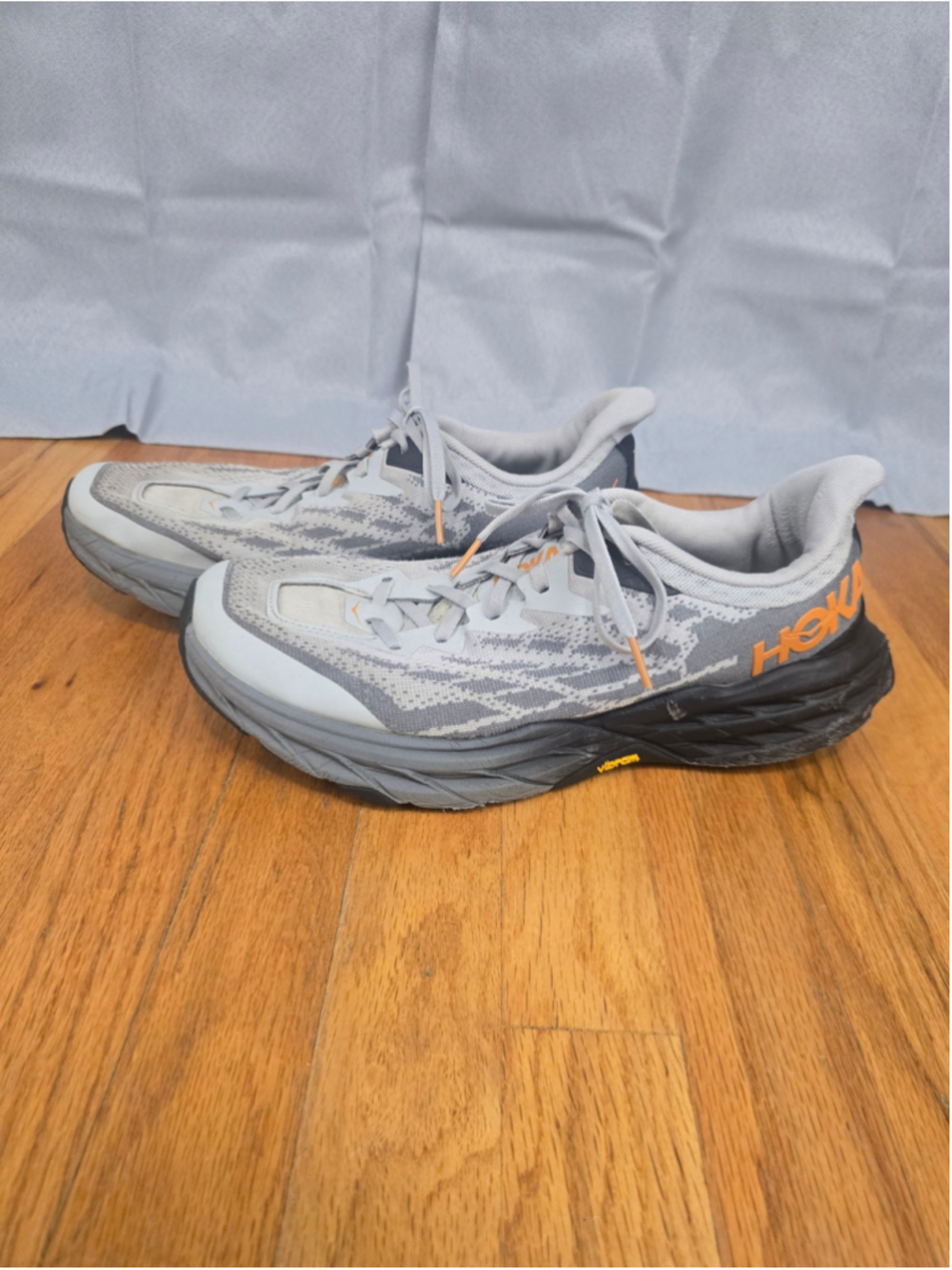 Men's Hoka Speedgoat 5 Athletic Shoes Size 11.5 Grey and Orange